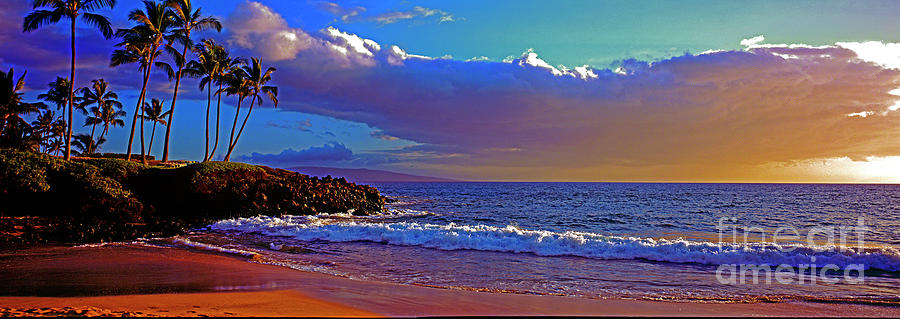 Sunset, Wailea, Maui, Hawaii, Tropical, South Pacific Photograph by Tom Jelen