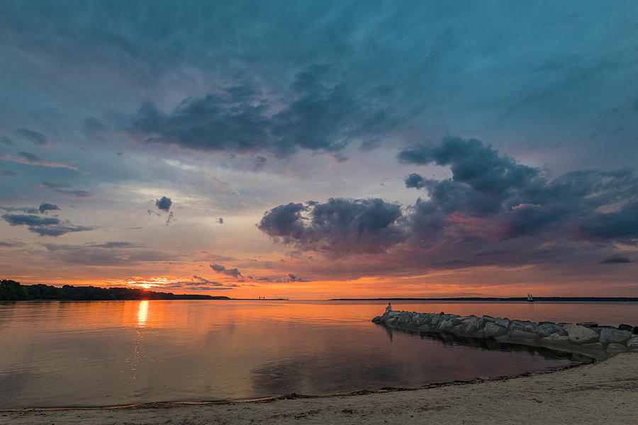 Sunset Watcher Yorktown Photograph by David Fountain
