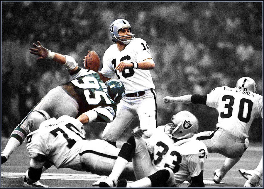 Jim Plunkett QB #16 1980 Comeback PoY, 2x Super Bowl Champion (XV