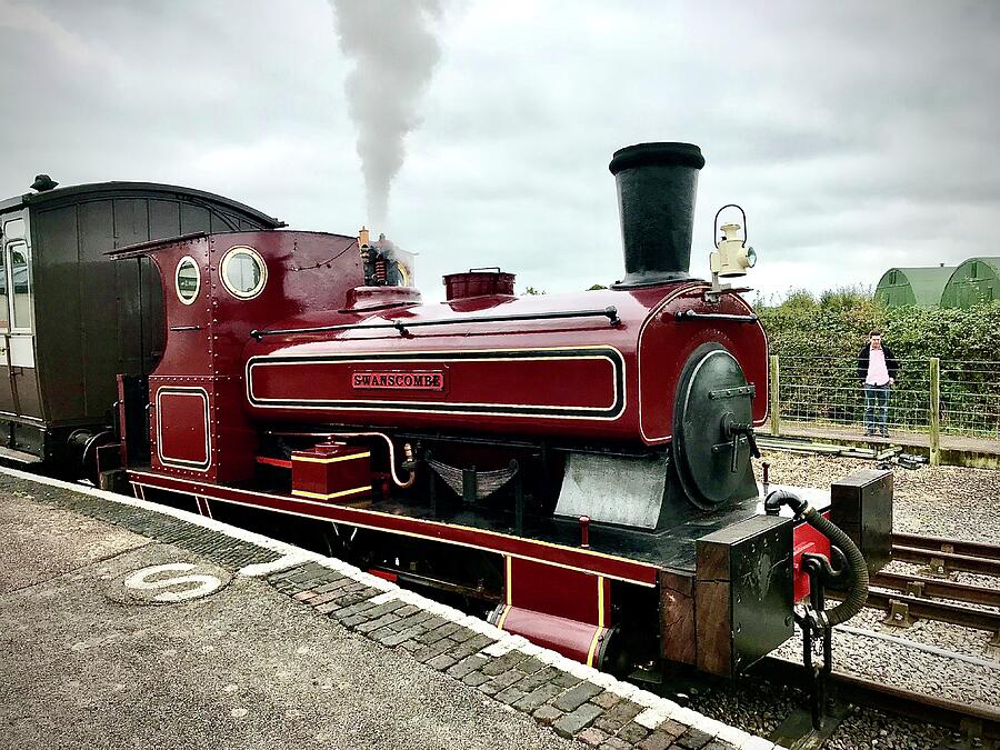 Swanscombe Steam Locomotive  Photograph by Gordon James