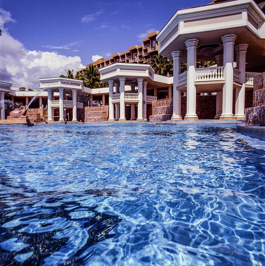 Swimming pool at the Westin Kauai Resort Photograph by David L Moore
