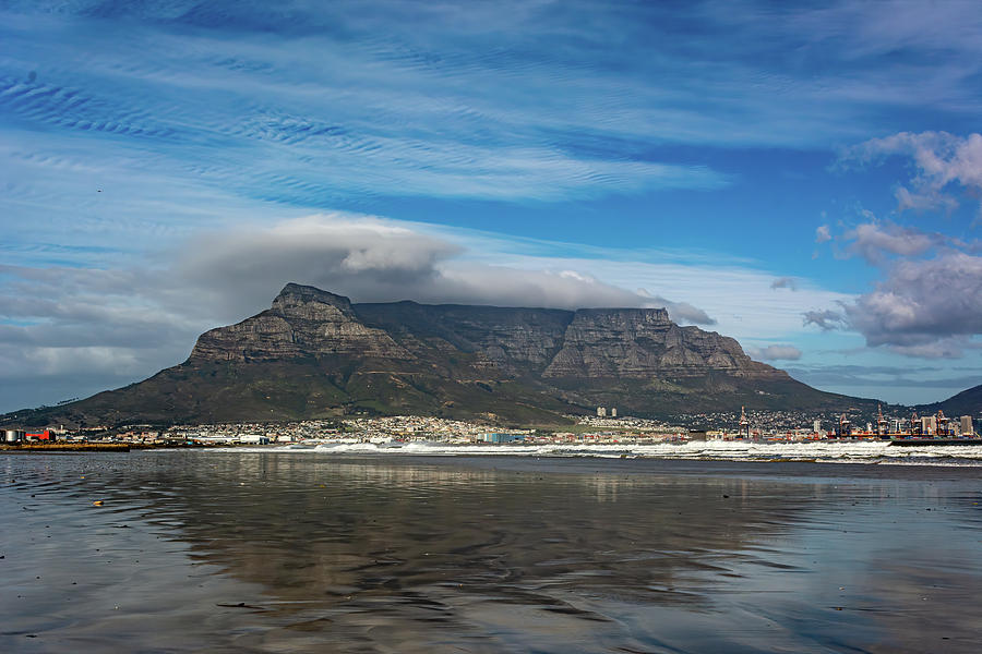 Reflecting on Table Mountain #2 Photograph by Douglas Wielfaert