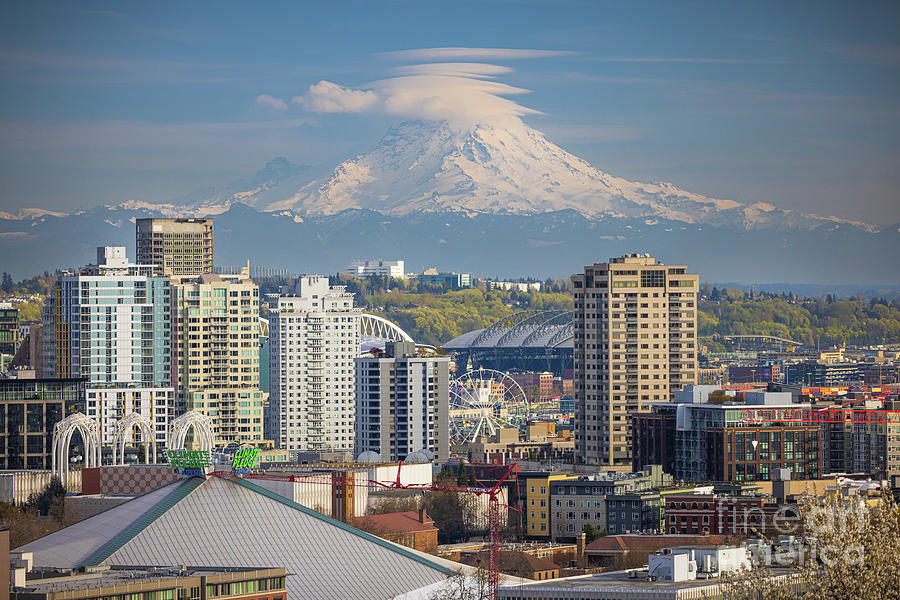 Tahoma and Seattle downtown Photograph by Inge Johnsson