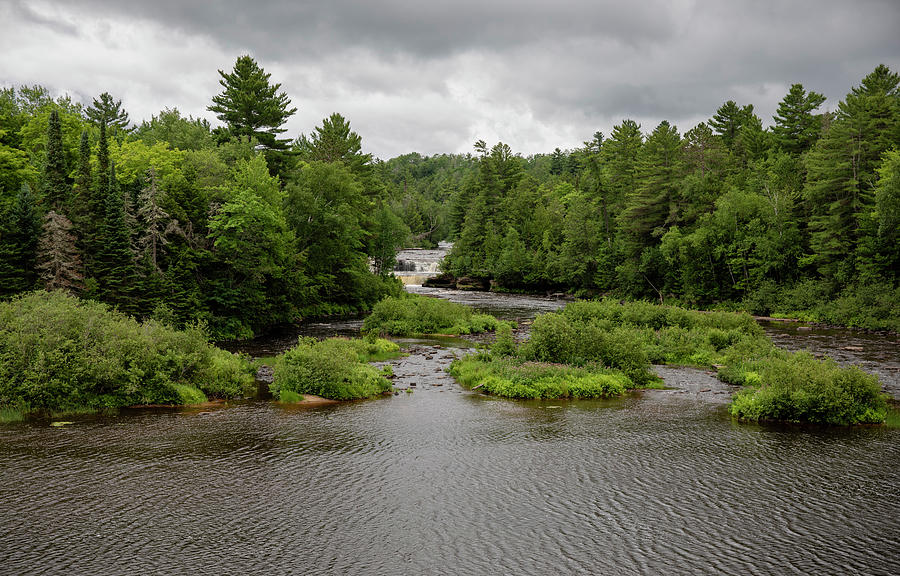 Tahquamenon Falls State Park Overlook Photograph by Dan Sproul