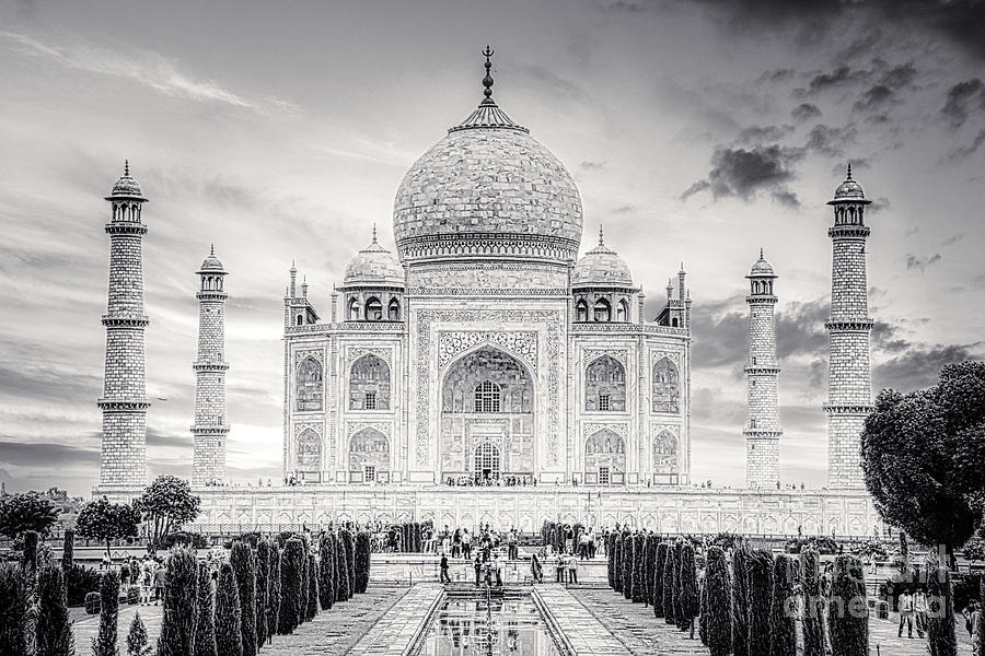 Taj Mahal - India BW Photograph by Stefano Senise