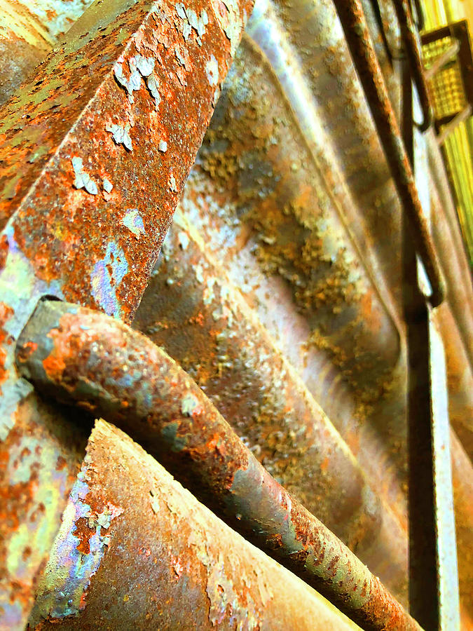 Abstract Photograph - Tank Metal by Zachary Pierce