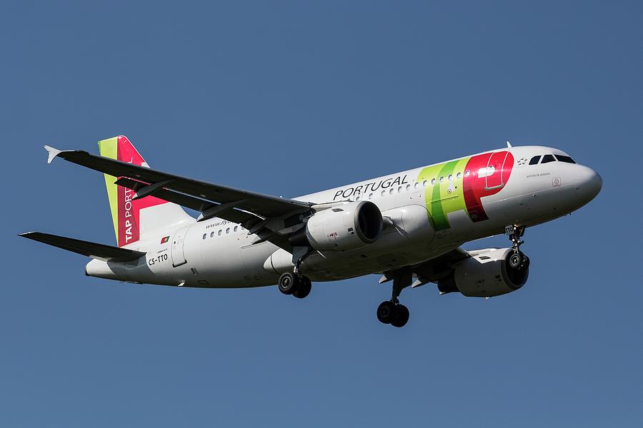 Tap Air Portugal Airbus A319       X3 Photograph