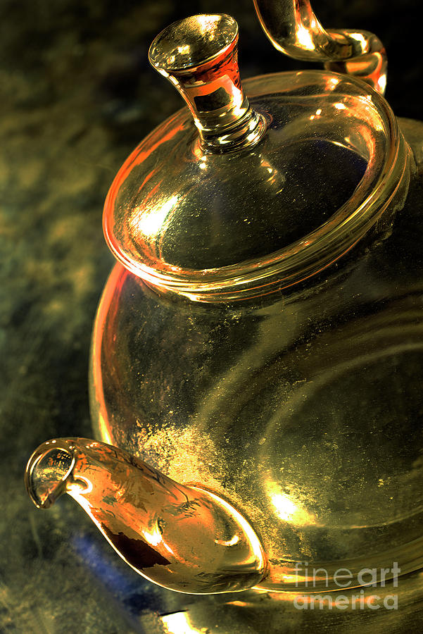 Teapot. Photograph by Alexander Vinogradov
