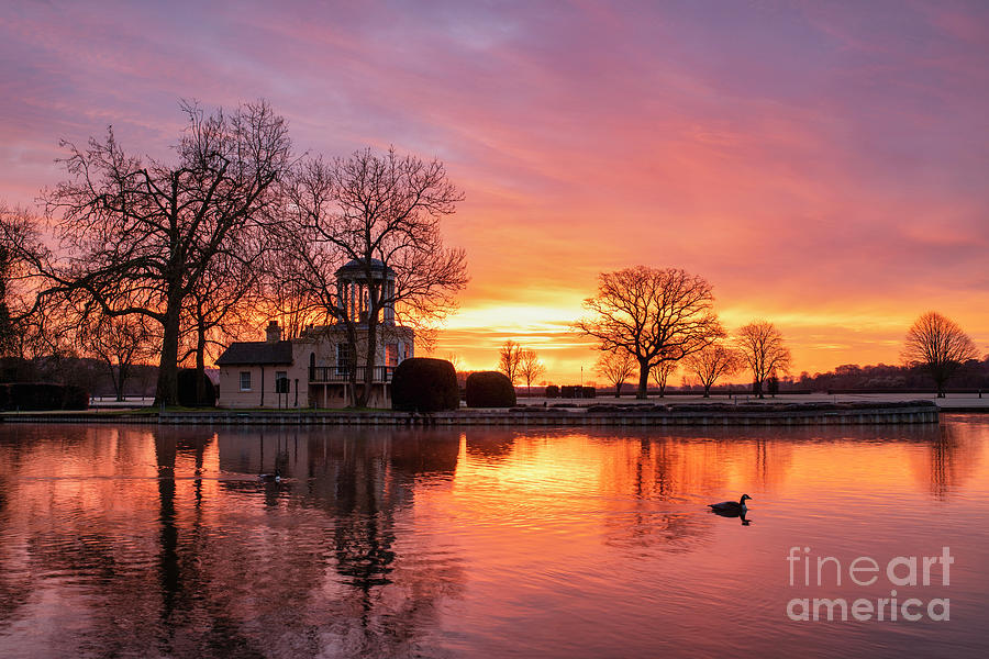 Temple Island Sunrise Photograph by Tim Gainey