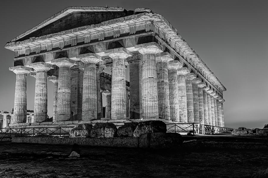 Temple of Neptune black and white frontal view Photograph by Umberto Barone