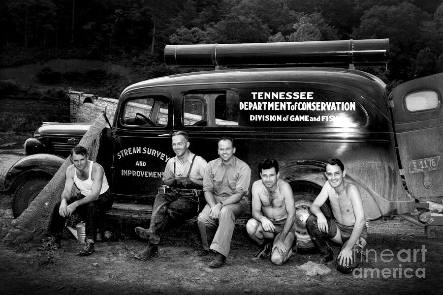 Tennessee Department of Conservation crew, 1940 Photograph by Shelia Hunt