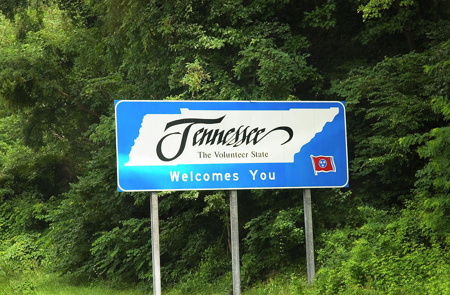 Sign Photograph - Tennessee Welcome Sign by Bob Pardue