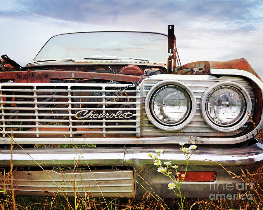 Texas Forgotten - Chevrolet Chrome Photograph by Chris Andruskiewicz