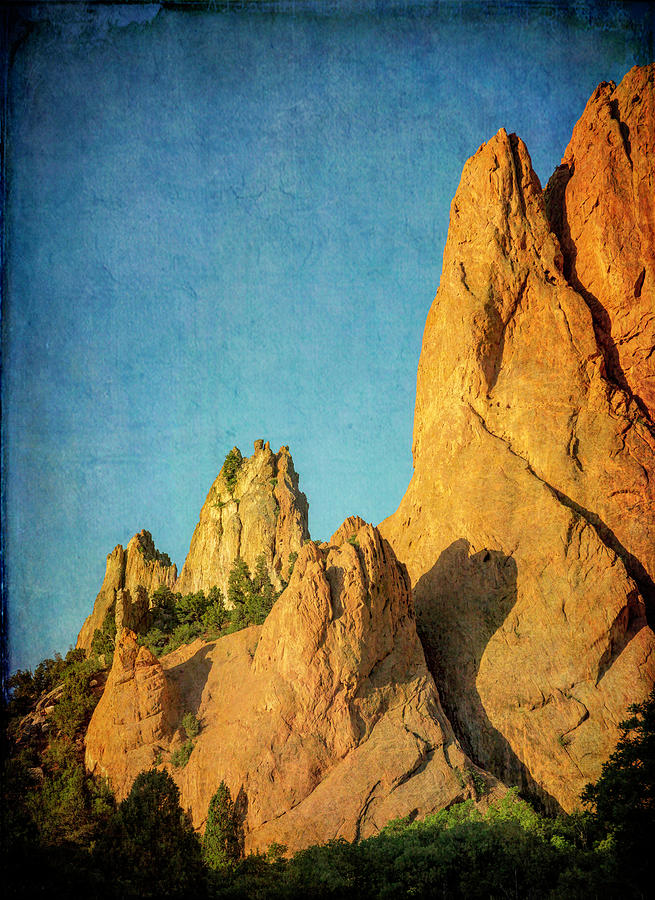 Textured Garden Of The Gods Photograph by Dan Sproul