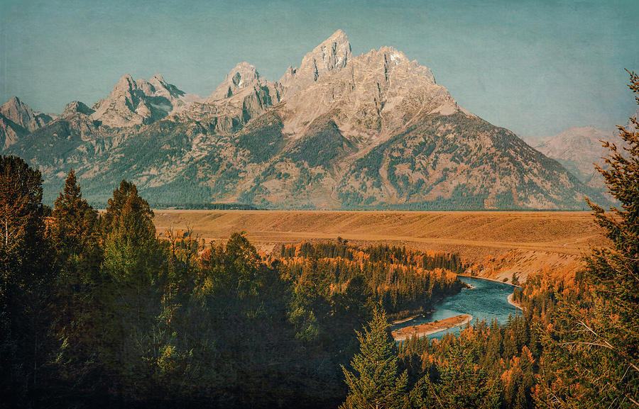 Textured Snake River Overlook Autumn Photograph by Dan Sproul