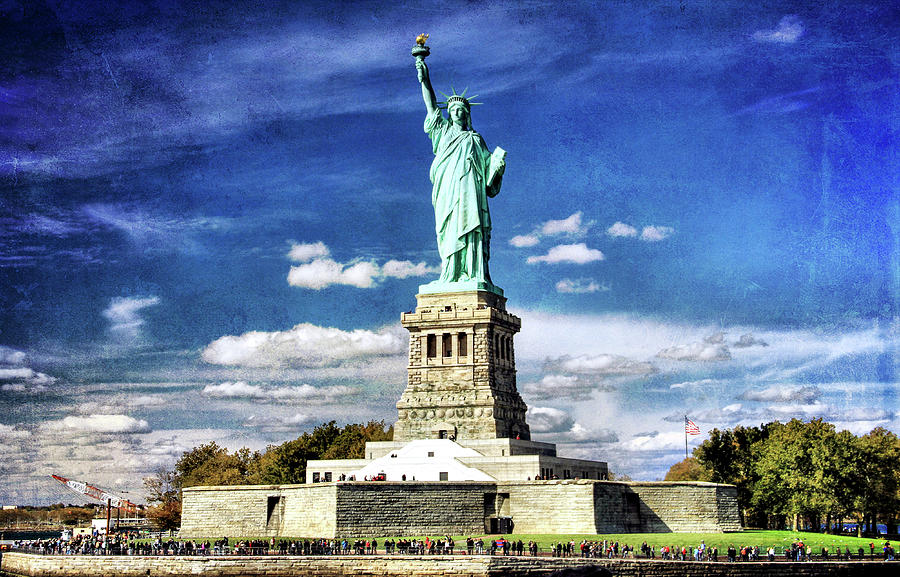 Textured Statue Of Liberty View Photograph by Dan Sproul