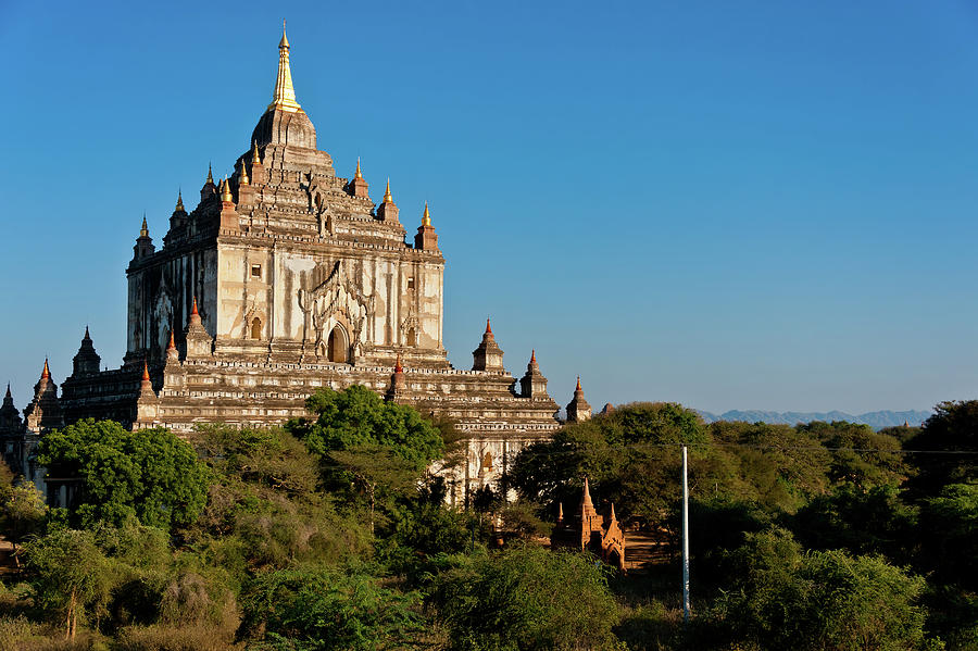 Thatbyinnyu temple, Bagan. Myanmar Photograph by Lie Yim