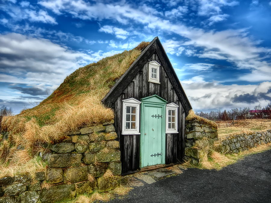 Cottage Digital Art - Thatched Cottage by Madeline Holleman