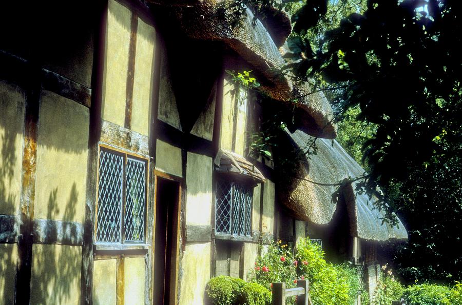 Thatched Roofed Home Stratford on Avon England Photograph by Douglas Barnett