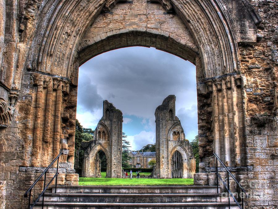 The Abbey Framed Photograph by Vicki Spindler