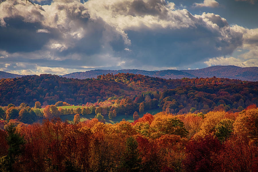 The Autumn Colors of Pomfret Vermont Photograph by Jeff Folger