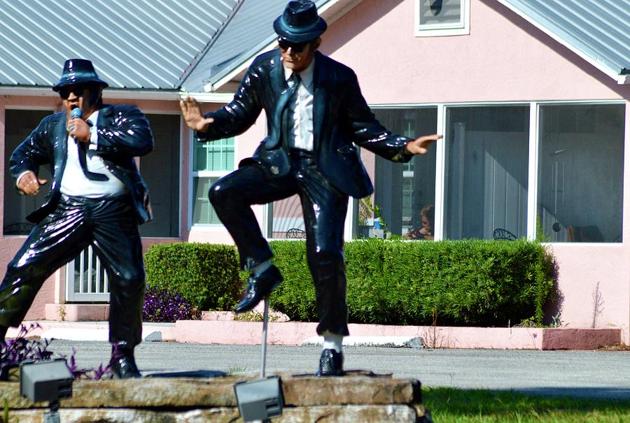Dunnellon Photograph - The Blues Brothers Statues  by Warren Thompson