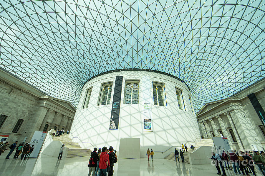 The British Museum Amazing Architecure London England Photograph by Wayne Moran