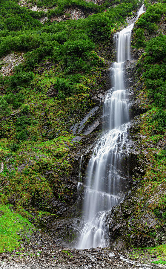 The Cascade of Bridal Veil Falls Photograph by Kyle Lavey