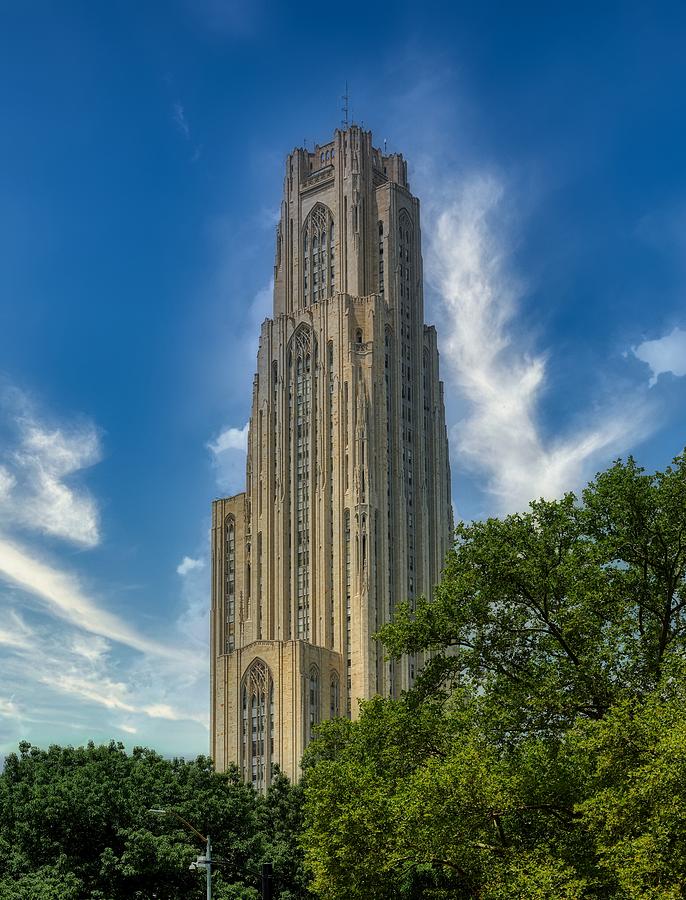 University Of Pittsburgh Photograph - The Cathedral Of Learning - University Of Pittsburgh by Mountain Dreams