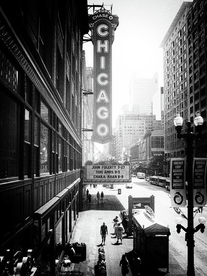 The Chicago Theatre in Nostalgic Black and White Photograph by Pak Hong