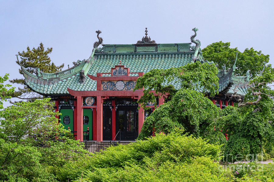 The Chinese Tea House at Marble House Photograph by Bob Phillips