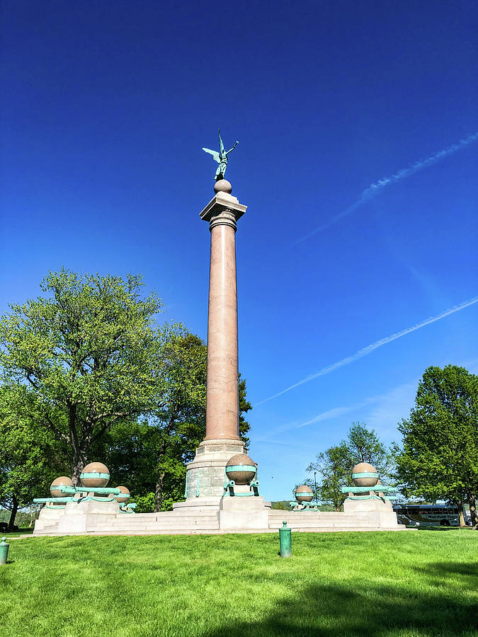 The Civil War Monument at Trophy Point Photograph by William E Rogers