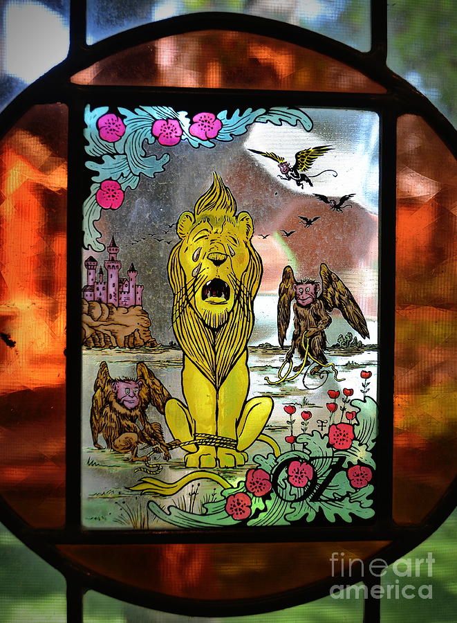 the wizard of oz lion crying