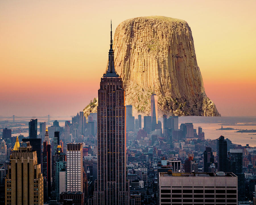 The Devils Tower of New York Mixed Media by Bob Pardue
