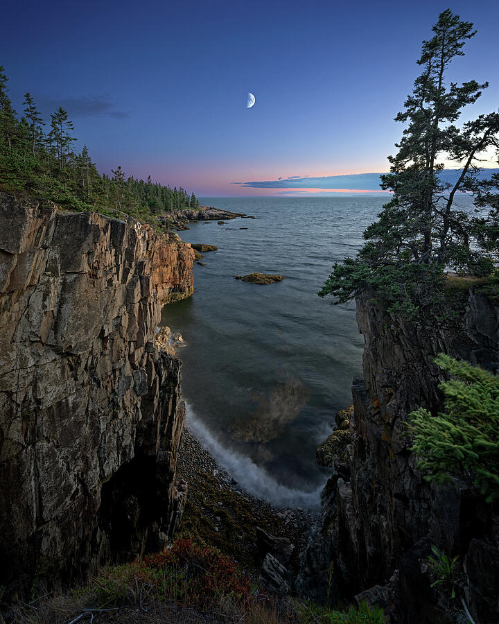 Landscape Photograph - The Edge of Twilightt at Ravens Nest by Rick Berk