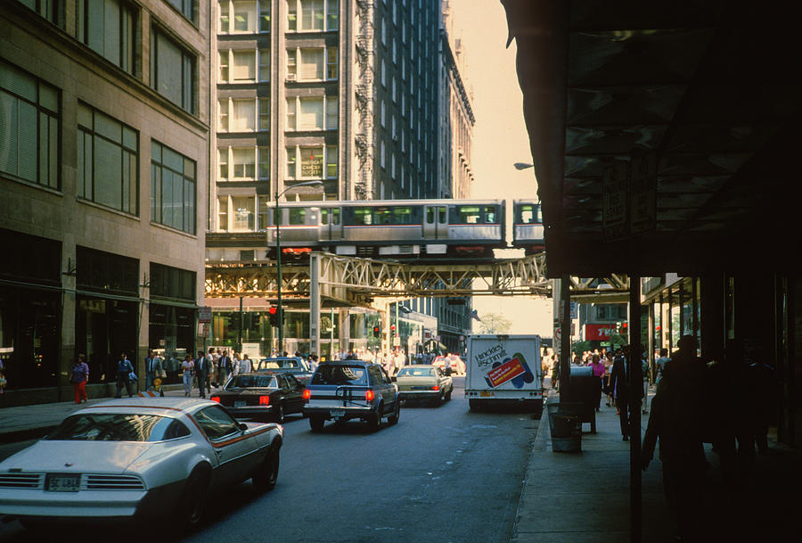 The Elevated Train in Chicago Photograph by Gordon James