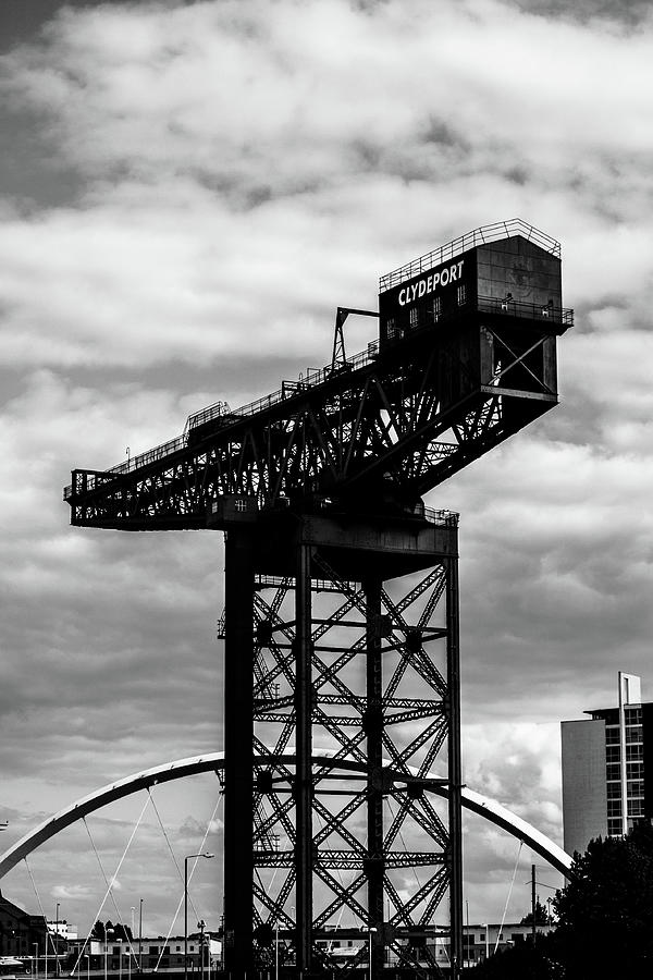 The Finnieston Crane Glasgow Harbour Photograph by Hakon Soreide