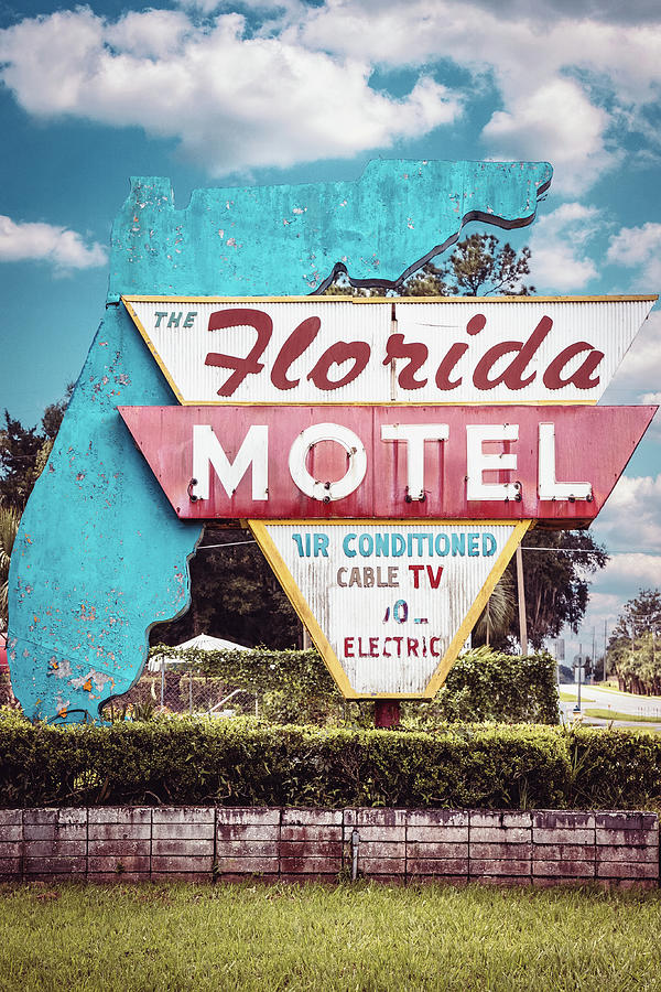 The Florida Motel, Gainesville, Florida Photograph by Dawna Moore Photography