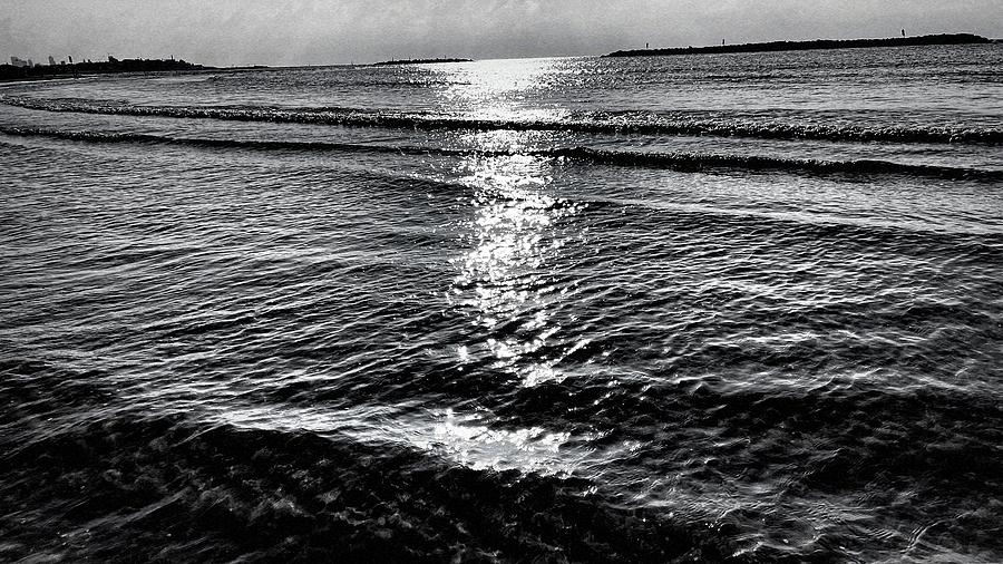 Black And White Photograph - The Flowing Sea Black and White by Pamela Storch