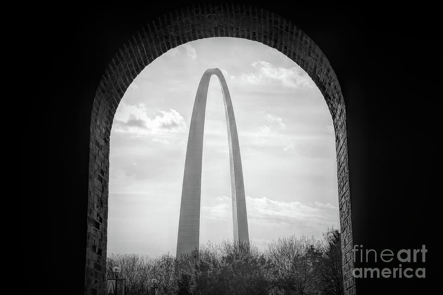 St Louis Photograph - The Gateway Arch - North Archway - Black and White by Chris Mautz St Louis Photograph - The Gateway Arch - North Archway - Black and White by Chris Mautz