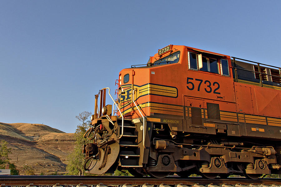 Santa Fe Photograph - The Great Pumpkin -- BNSF GE AC4400CW in Caliente, California by Darin Volpe