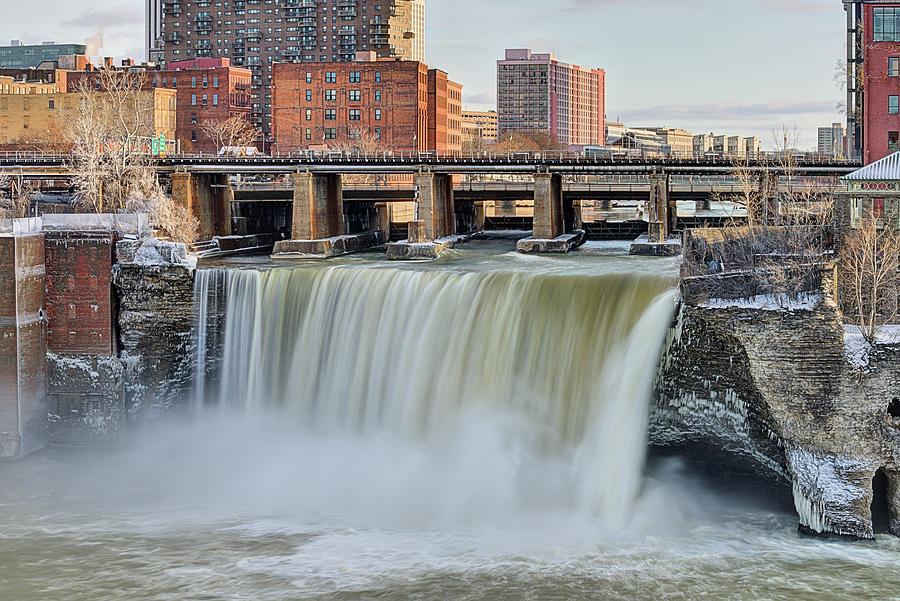 The High Falls Downtown Rochester Photograph by JC Findley