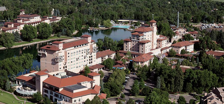 The Historic Broadmoor Hotel And Resort Mountain Dreams 