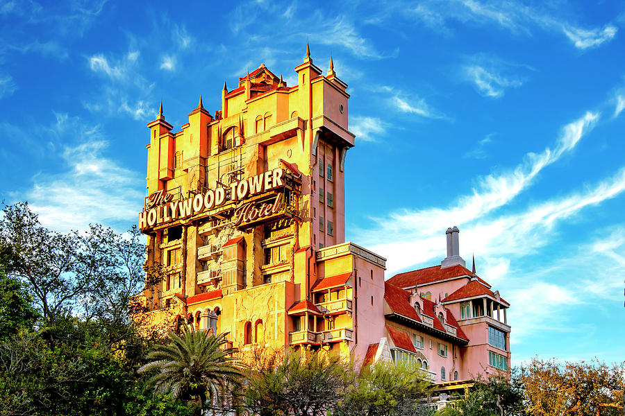 The Hollywood Tower Hotel Photograph by Greg Fortier
