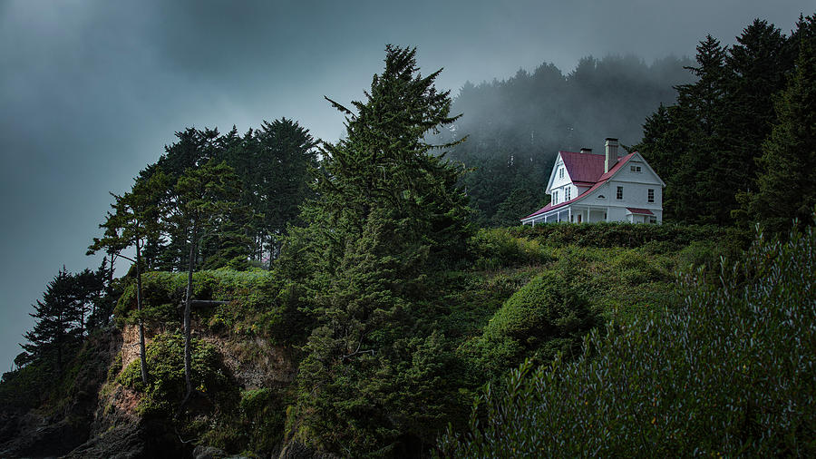 The House on a Cliff Photograph by Lance Christiansen