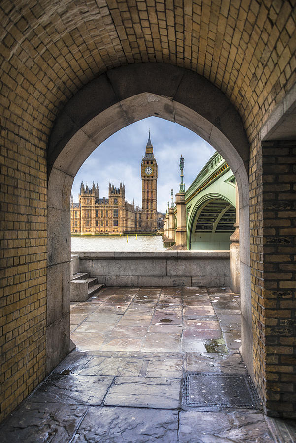 The Houses of Parliament and the Westminster Bridge Photograph by Chiara Salvadori
