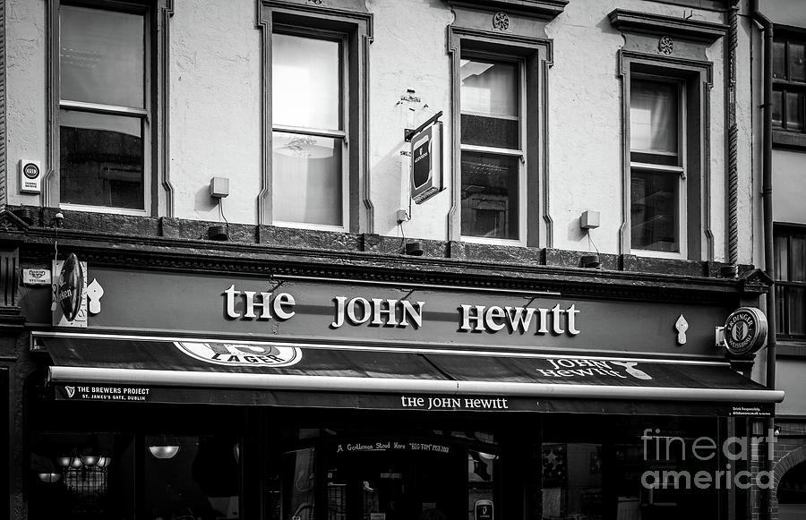 The John Hewitt Bar, Belfast Photograph by Jim Orr