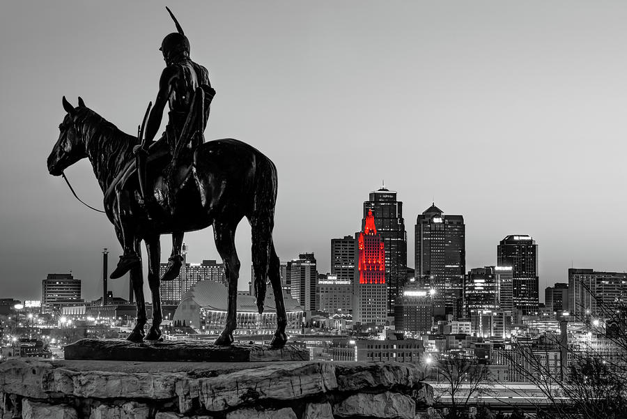 Kansas City Skyline Photograph - The Kansas City Scout Overlooking The Downtown Cityscape - Selective Color by Gregory Ballos
