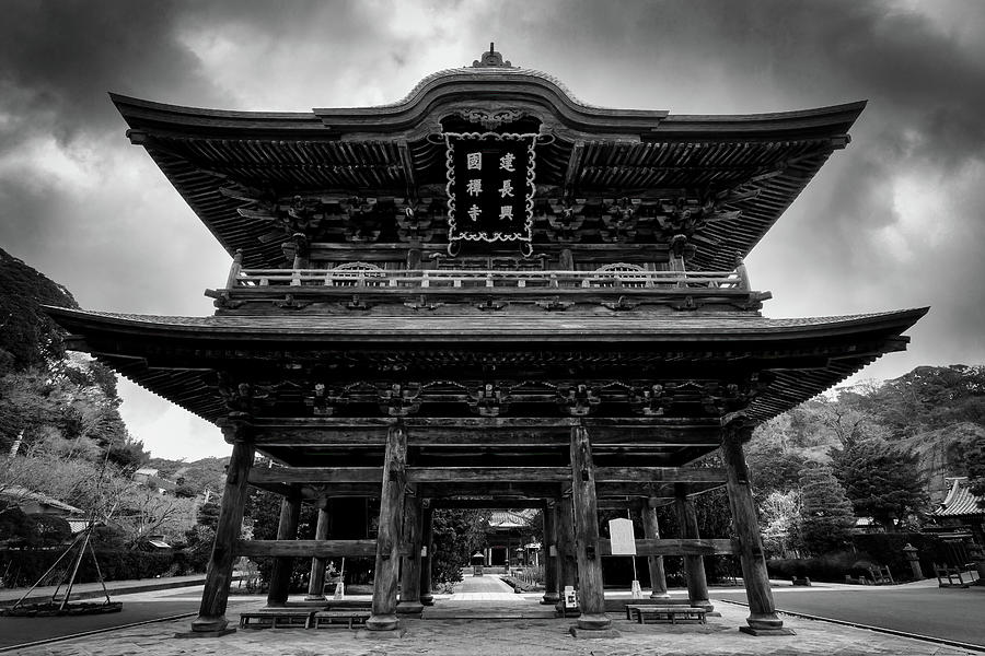 The Kenchoji Temple Photograph by Bill Chizek