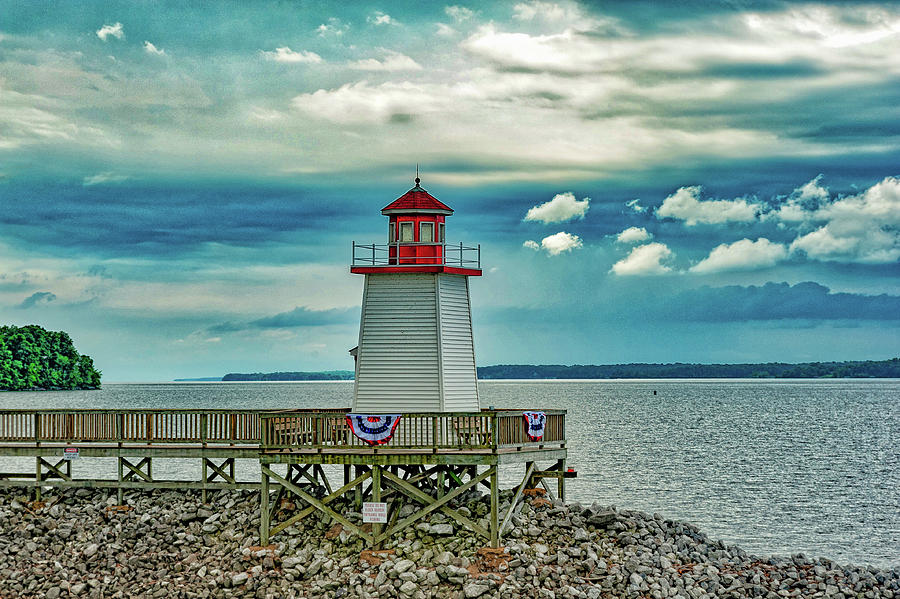 Lighthouse Photograph - The Lighthouse at Grand Rivers Kentucky by Barry Fowler